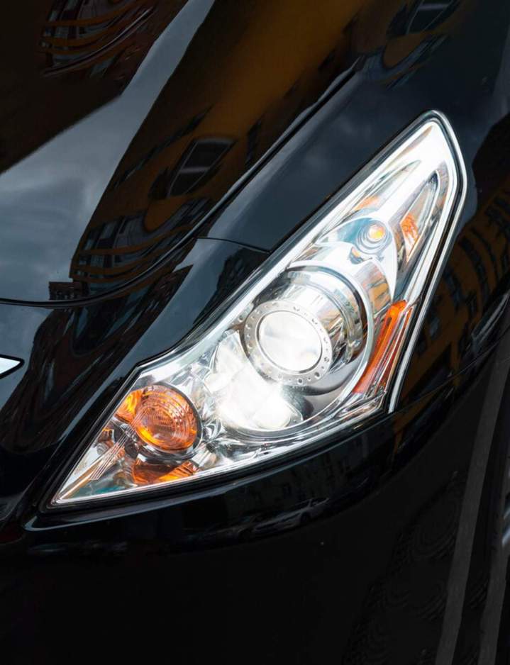 Vente de pièces de carrosserie neuve, Puteaux