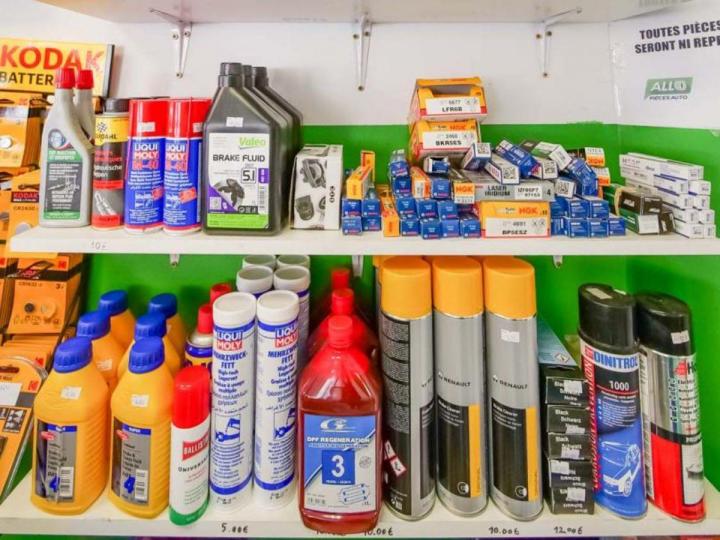 Nous fournissons des accessoires de qualité pour améliorer votre expérience de conduite.